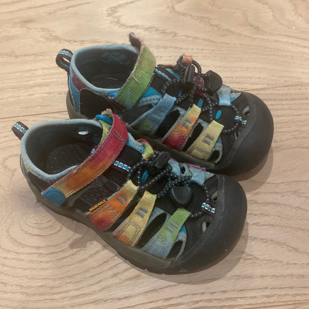 Kids Keen Shoes
